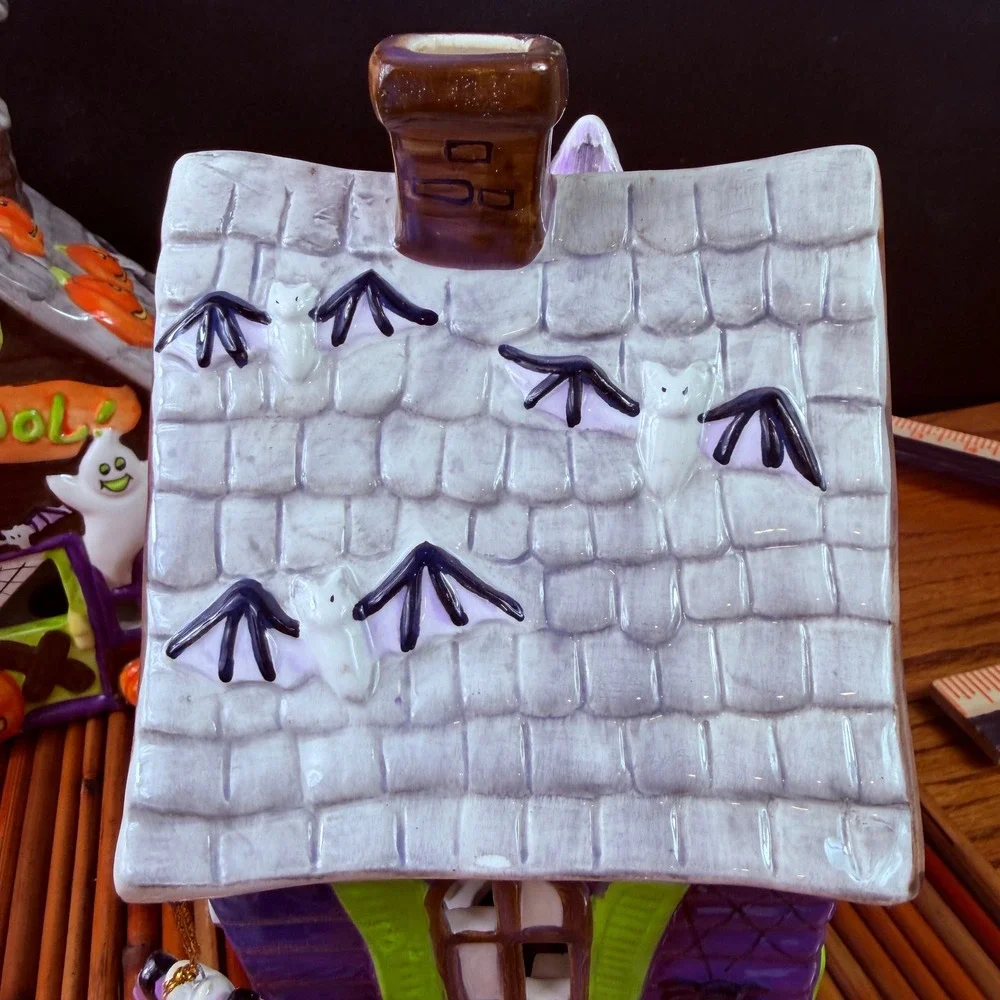 Vintage Halloween Village Set Ceramic JCPenney Haunted House, School 7pc 2003